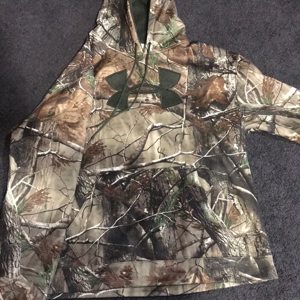 Under Armour Hoodie